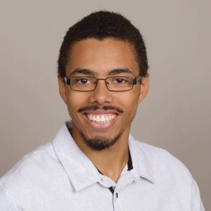 Meet your Posher, Devin